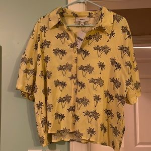 Forever 21+ Hawaiian style shirt